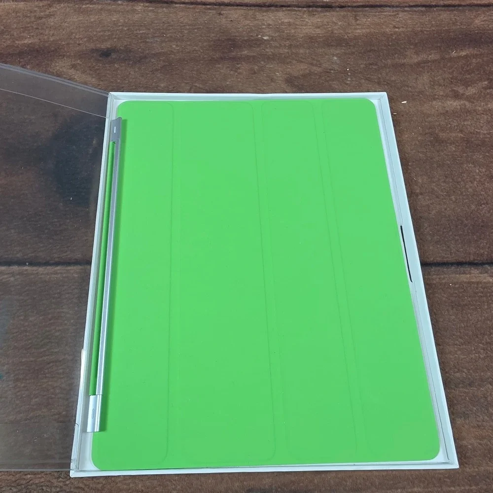 Apple iPad Smart Cover MD309LL/A Green Good Magnetic Stand Polyurethane